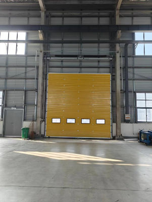 Pintu Industri Seksi Tahan Angin Isolasi Panas Untuk Pabrik Dan Hangar