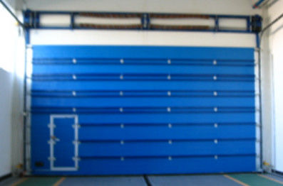 Warna Biru Listrik Bagian Garasi Pintu Lapisan Sensor Photoelectric