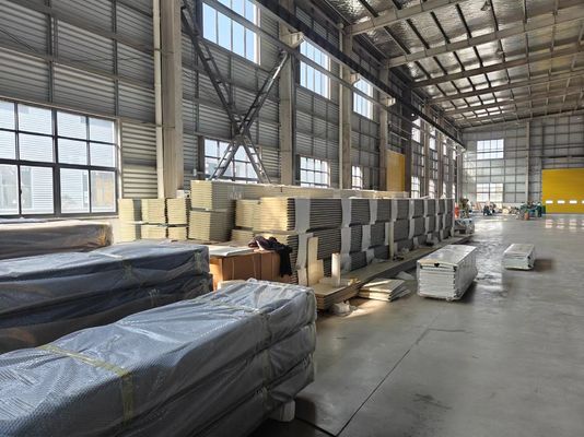 Pintu Garasi Bagian RAL9002 Disesuaikan Dengan Kotak Kontrol Antarmuka Mesin Manusia