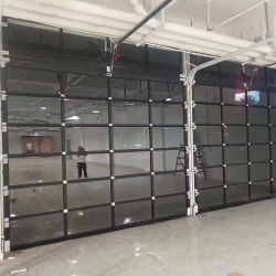 Full Vision Customized Modern Penuh Transparan Terisolasi Segmented Framed Aluminium Tinggi Door Garasi Transparan