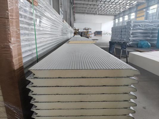 Pintu Seksi Industri Terisolasi RAL9006 / RAL9002 Warna Untuk Gudang