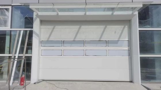 Pintu Garasi Seksional Terisolasi Untuk Opsi Remote Control Cold Storage