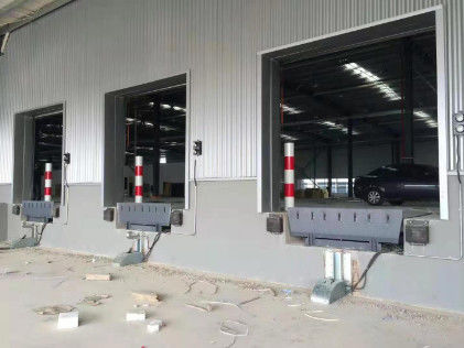Dock Leveler yang dapat disesuaikan untuk koneksi Dock-to-Trailer yang aman dan lancar Static Load 13600k