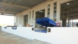 Penyama Rata Dermaga Hidraulik Memastikan Transisi yang Mulus dan Terkendali Suhu dengan Konstruksi Baja yang Kokoh dan Pengangkatan Hidraulik yang Presisi
