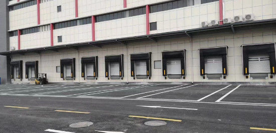 Logistik Pintu Seksi Terisolasi Pintu Gudang Industri
