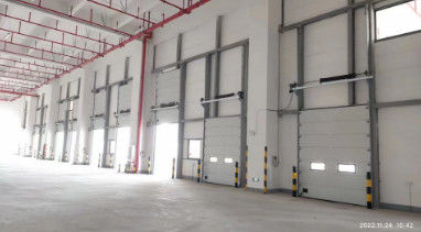 Pintu Seksi Industri Terisolasi RAL9006 / RAL9002 Warna Untuk Gudang